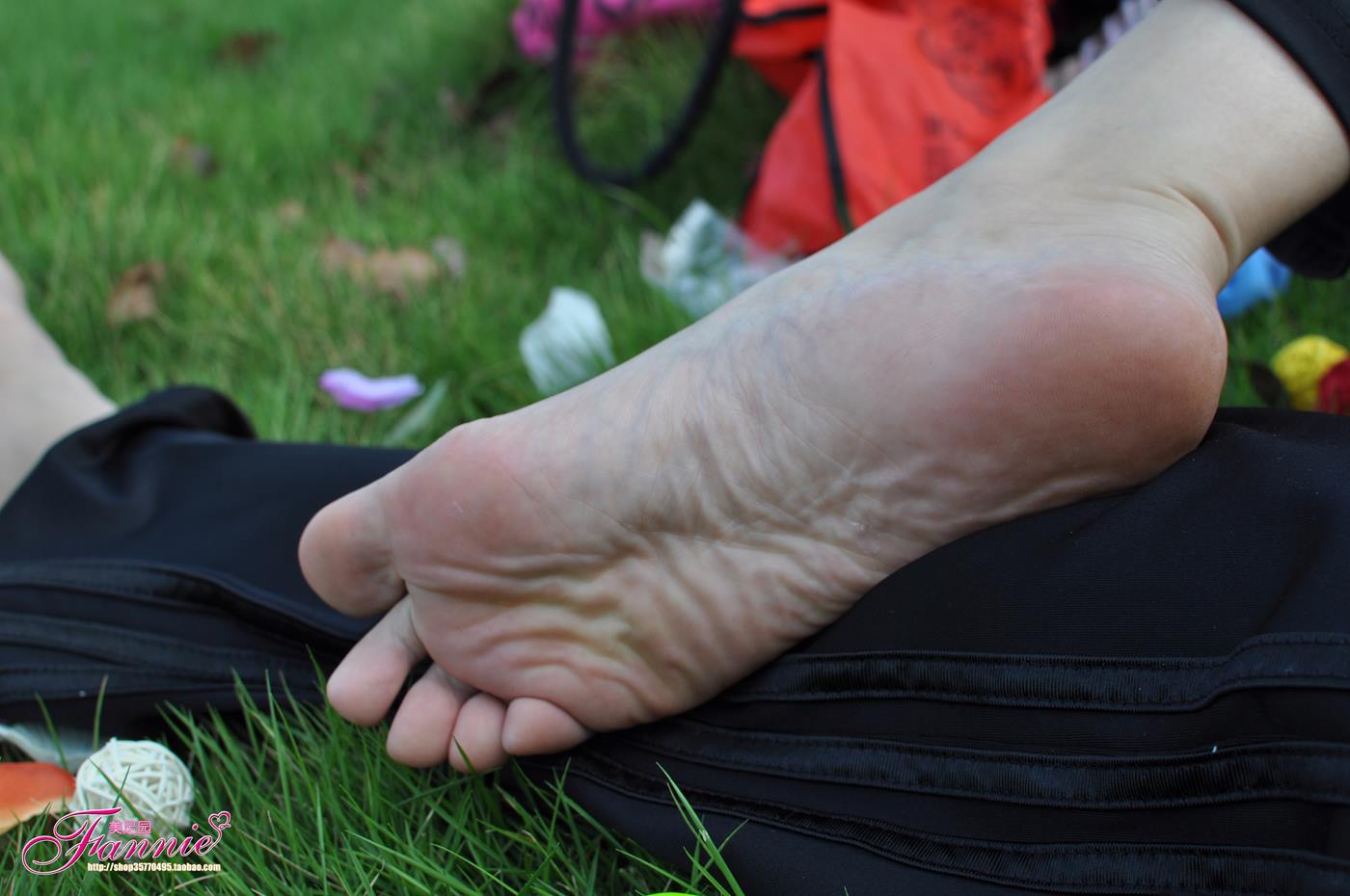 图片[31]-Fannie芬妮美足园 008 2010中秋快乐（上）[61P] – 速更版-美库