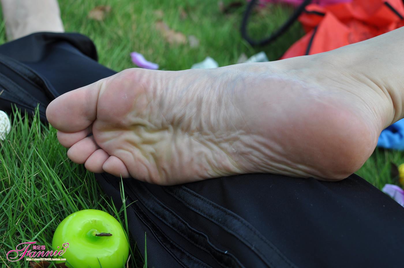 图片[32]-Fannie芬妮美足园 008 2010中秋快乐（上）[61P] – 速更版-美库