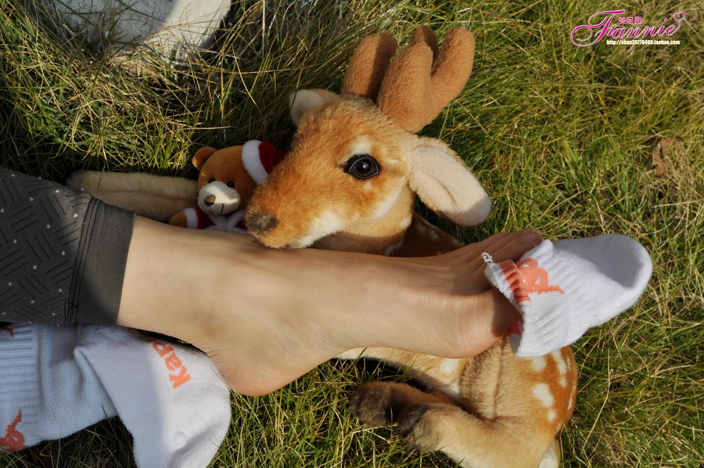 图片[11]-Fannie芬妮美足园 010 2011圣诞快乐（裸足）[79P] – 速更版-美库