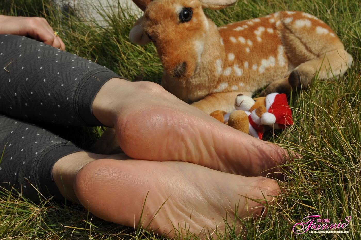 图片[34]-Fannie芬妮美足园 010 2011圣诞快乐（裸足）[79P] – 速更版-美库