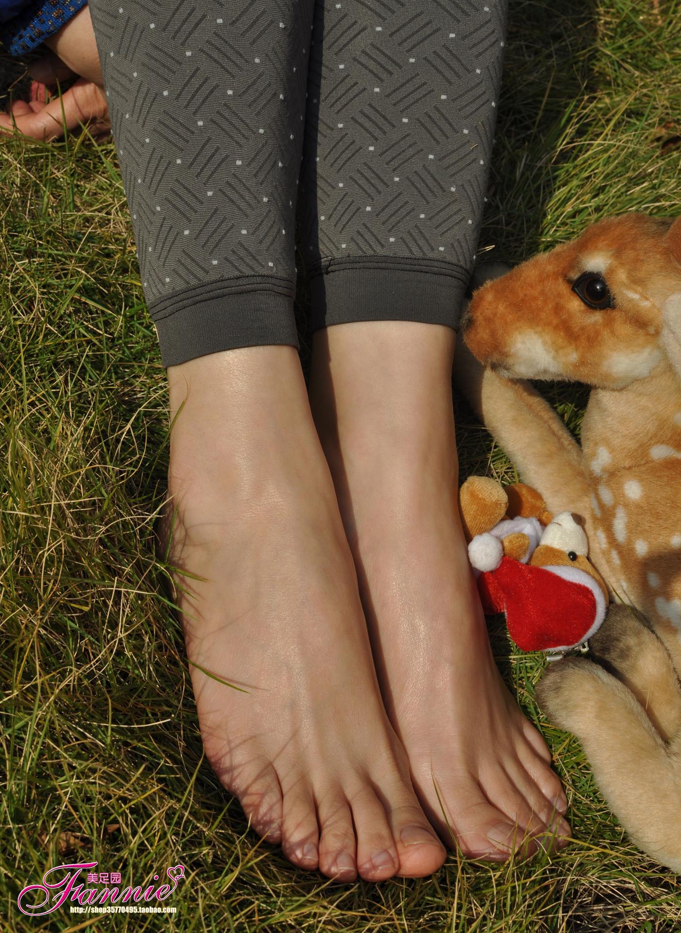 图片[35]-Fannie芬妮美足园 010 2011圣诞快乐（裸足）[79P] – 速更版-美库