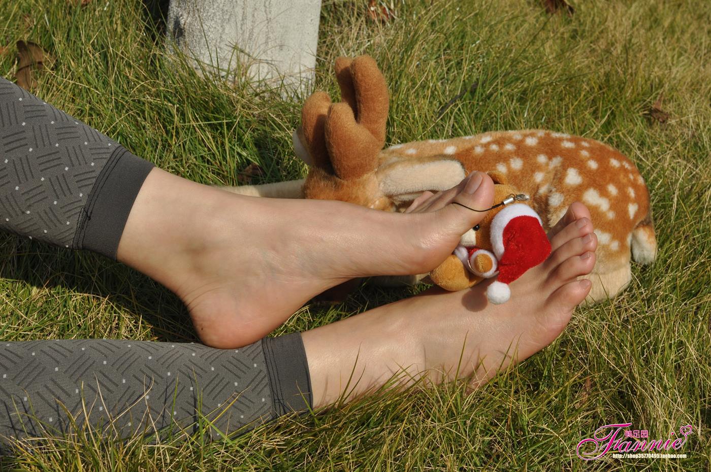 图片[37]-Fannie芬妮美足园 010 2011圣诞快乐（裸足）[79P] – 速更版-美库
