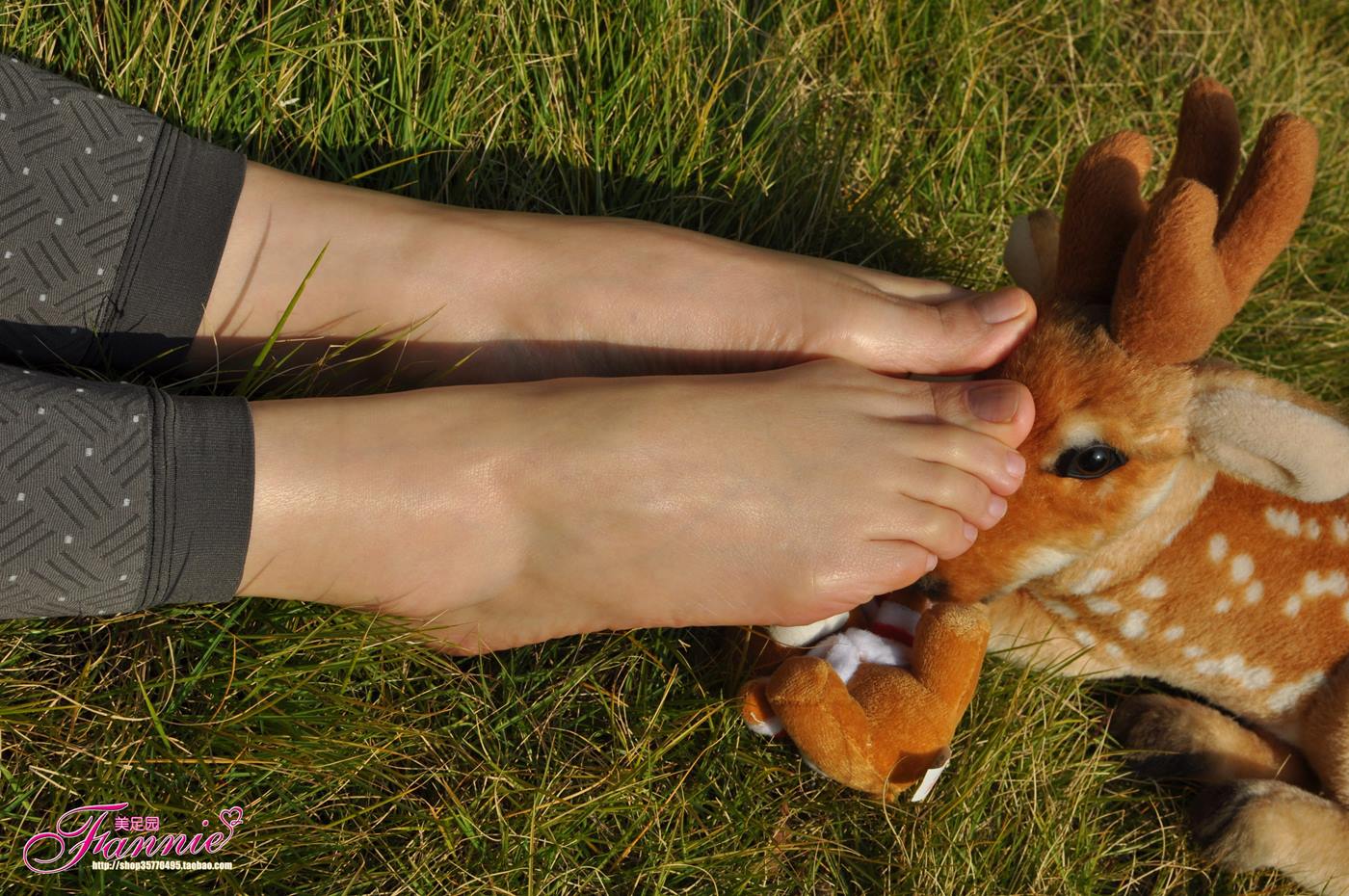 图片[40]-Fannie芬妮美足园 010 2011圣诞快乐（裸足）[79P] – 速更版-美库