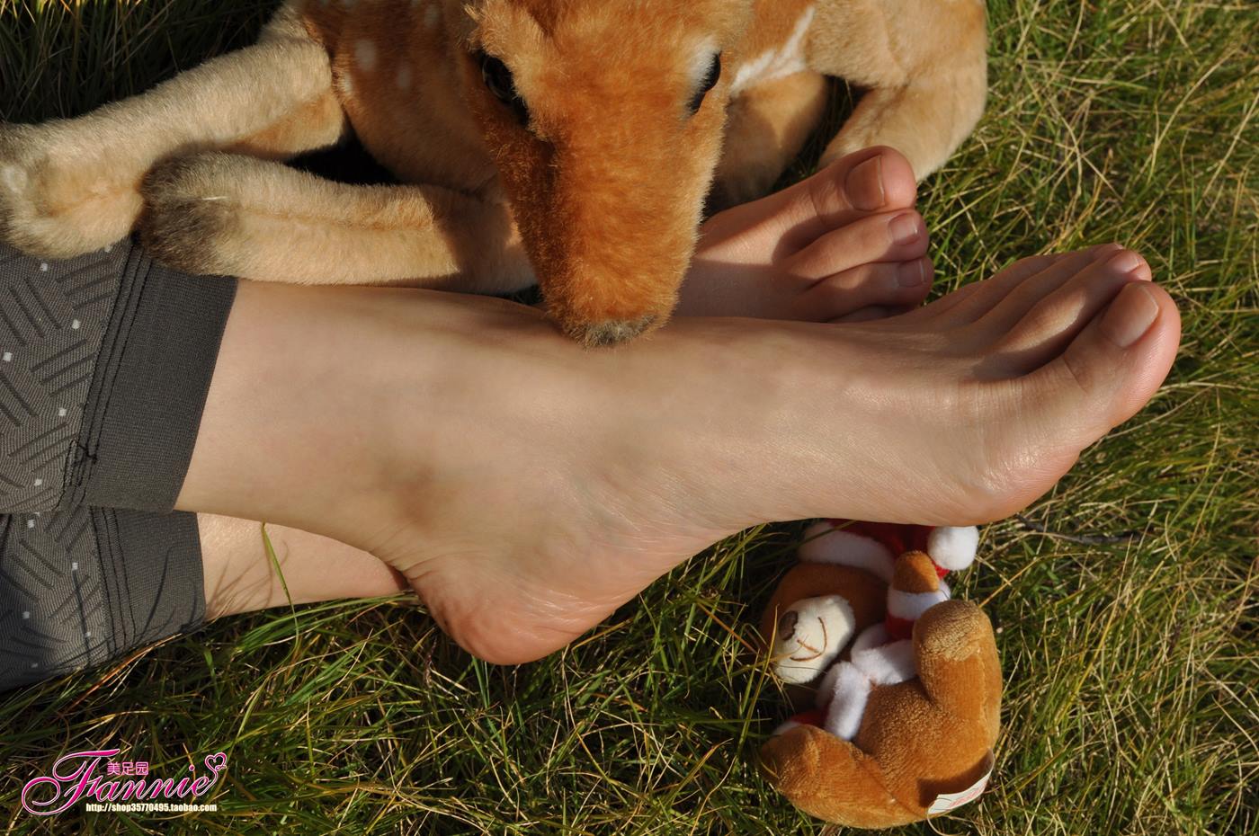 图片[43]-Fannie芬妮美足园 010 2011圣诞快乐（裸足）[79P] – 速更版-美库