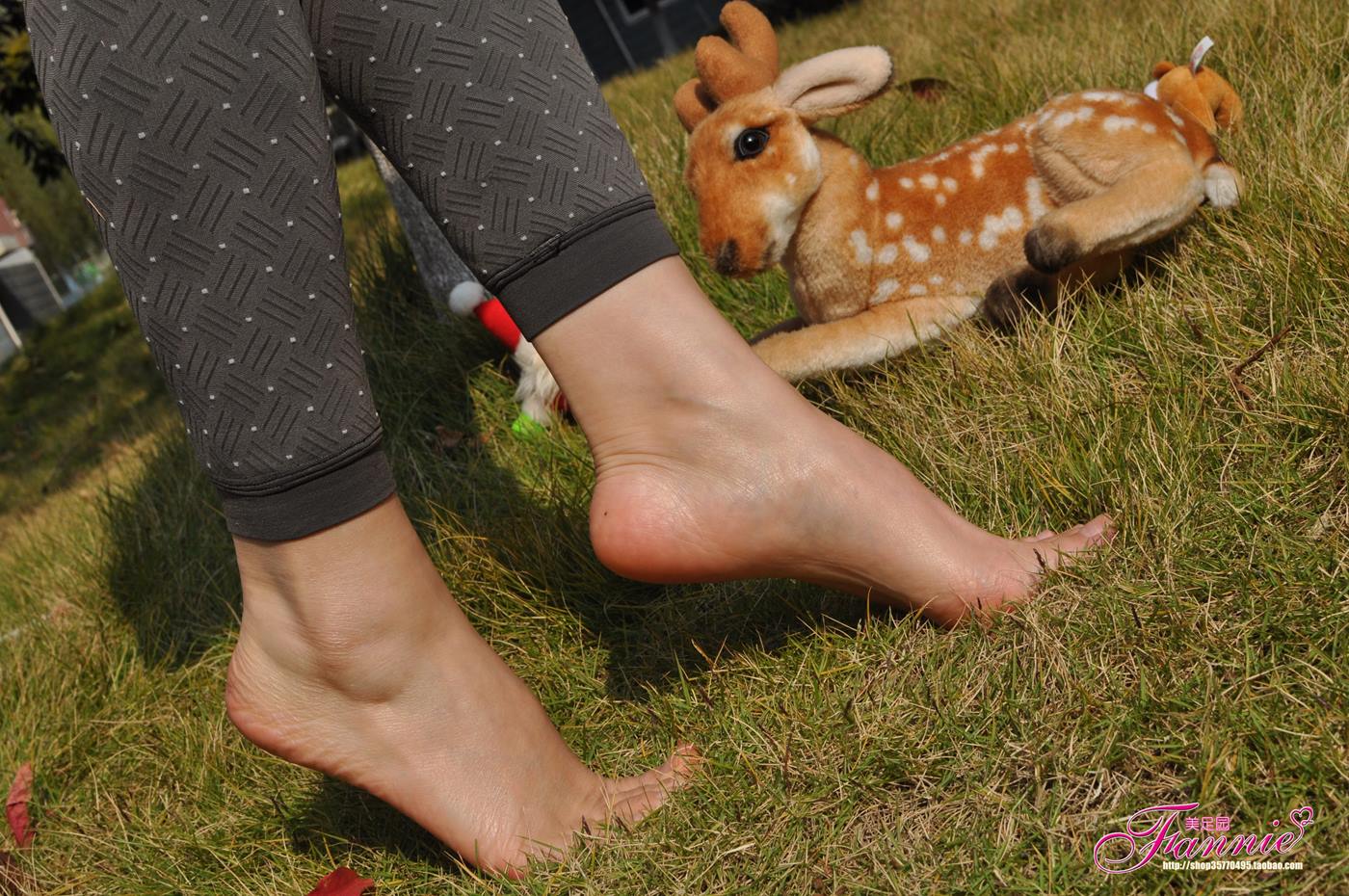 图片[53]-Fannie芬妮美足园 010 2011圣诞快乐（裸足）[79P] – 速更版-美库