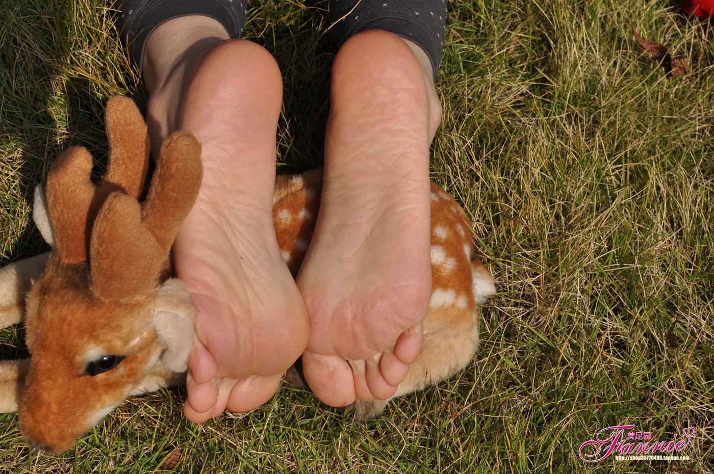 图片[57]-Fannie芬妮美足园 010 2011圣诞快乐（裸足）[79P] – 速更版-美库