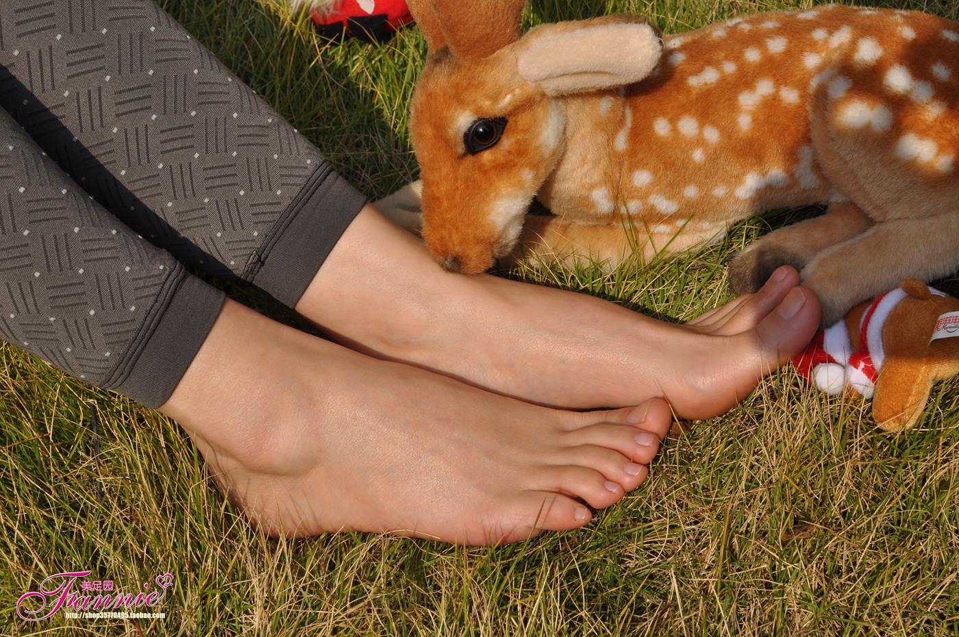 图片[62]-Fannie芬妮美足园 010 2011圣诞快乐（裸足）[79P] – 速更版-美库