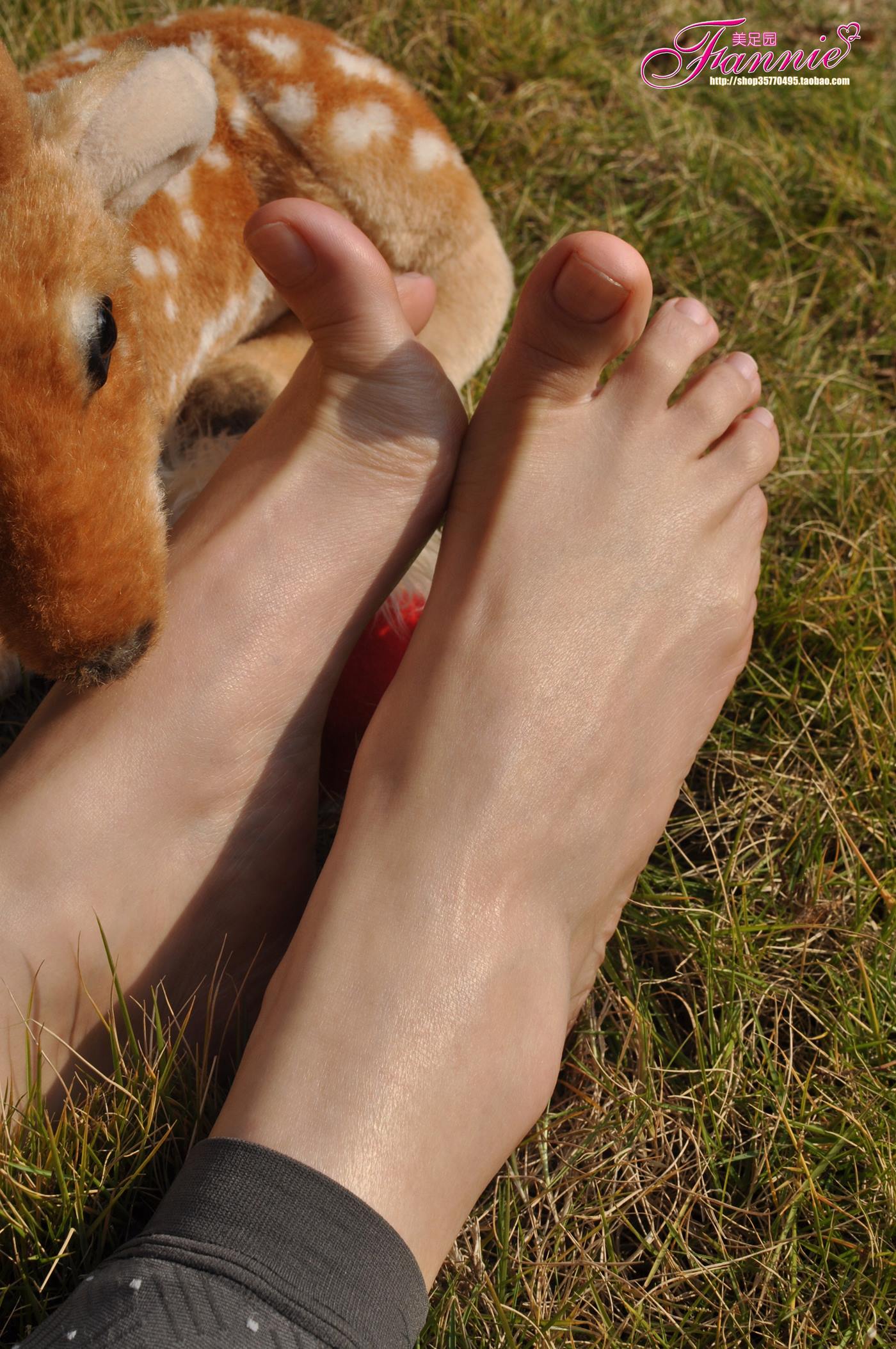 图片[64]-Fannie芬妮美足园 010 2011圣诞快乐（裸足）[79P] – 速更版-美库