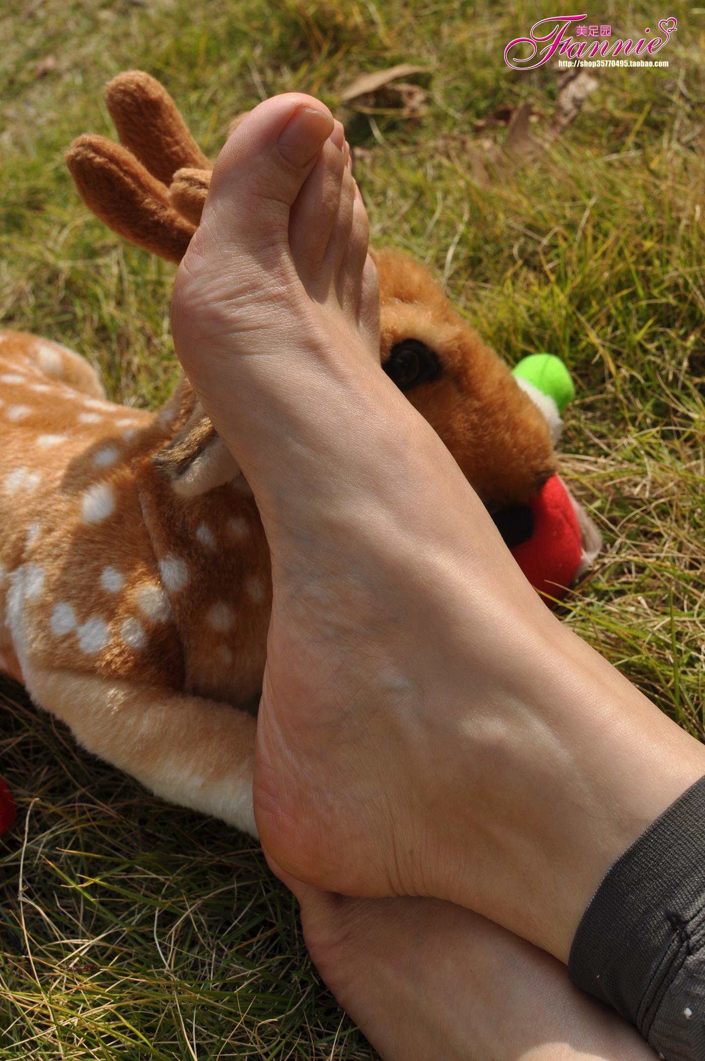 图片[65]-Fannie芬妮美足园 010 2011圣诞快乐（裸足）[79P] – 速更版-美库