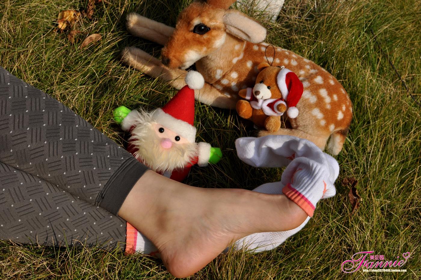 图片[71]-Fannie芬妮美足园 010 2011圣诞快乐（裸足）[79P] – 速更版-美库