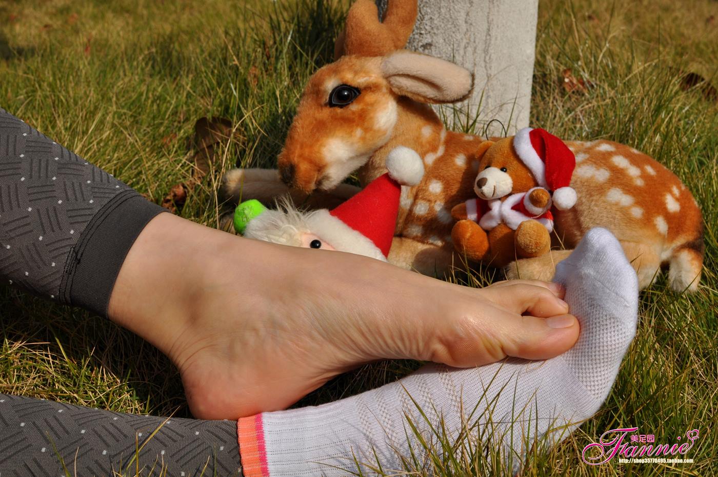 图片[73]-Fannie芬妮美足园 010 2011圣诞快乐（裸足）[79P] – 速更版-美库