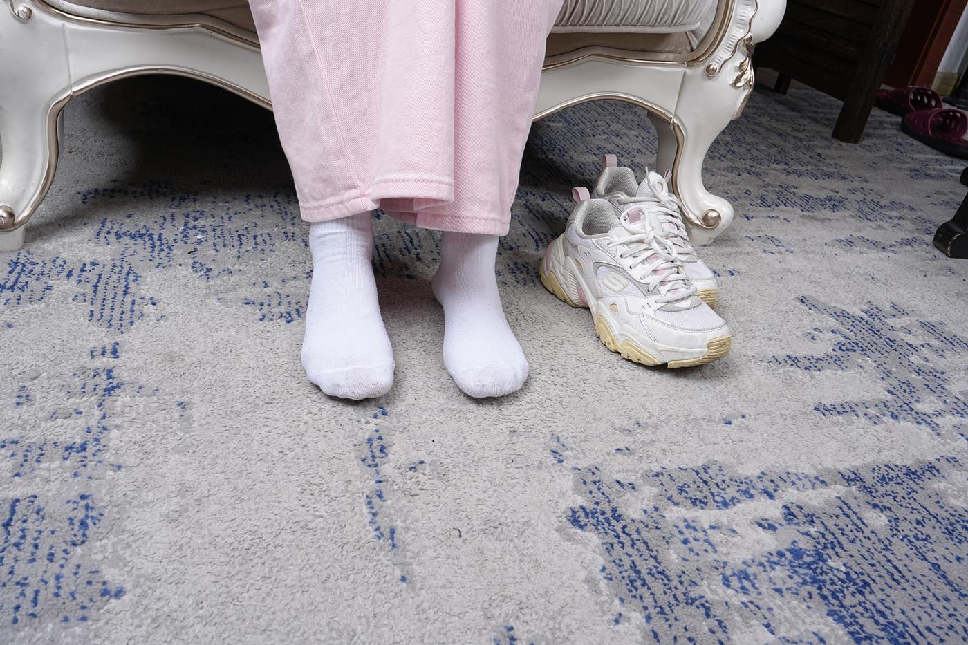 图片[18]-[Sexy Asian Girls Feet] NO.043 倩倩展示她的原味白棉袜裸足 [130P] – 速更版-美库