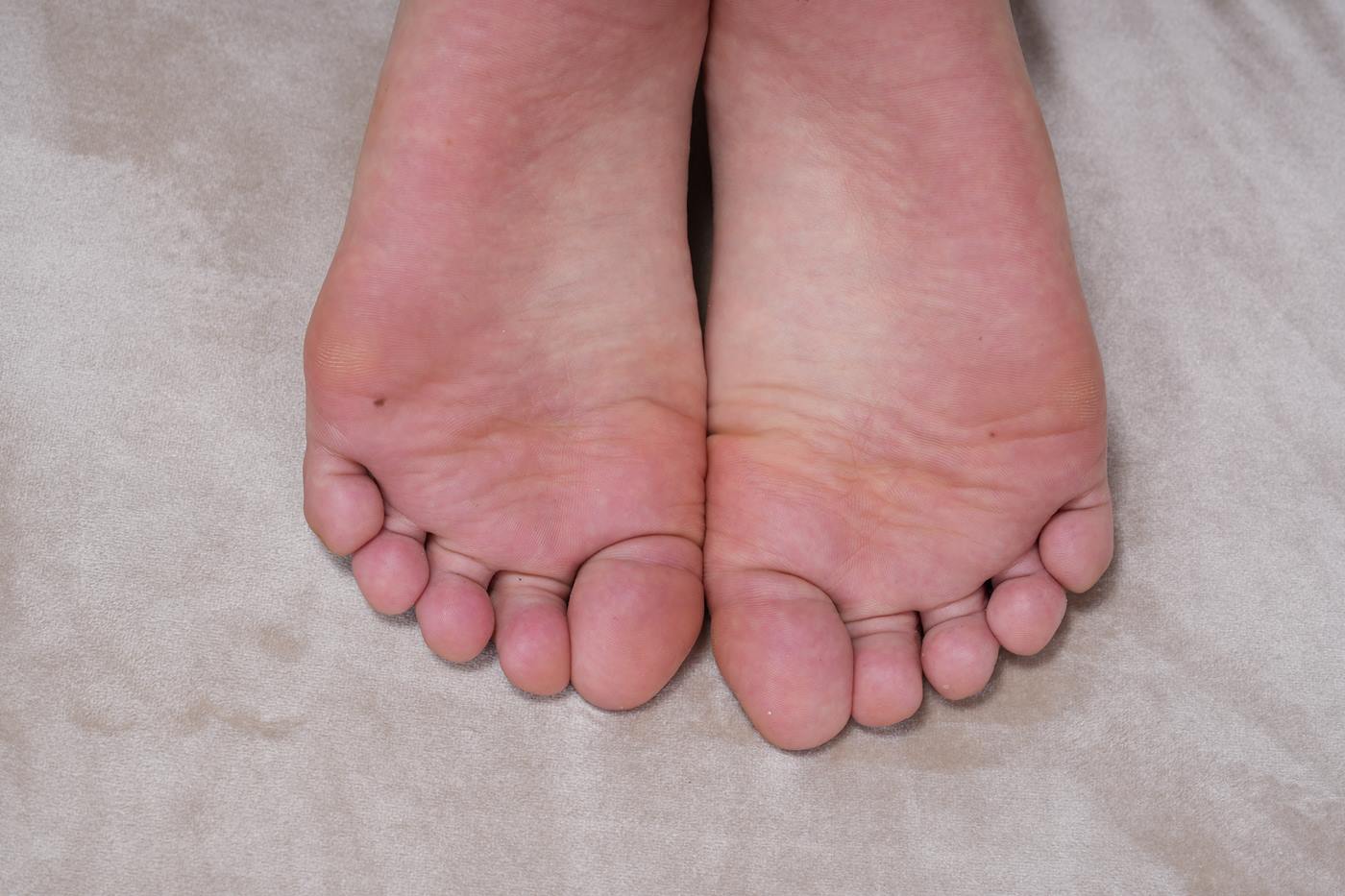 图片[88]-[Sexy Asian Girls Feet] NO.044 优优展示她的姓感的39码的大脚丫 [112P] – 速更版-美库