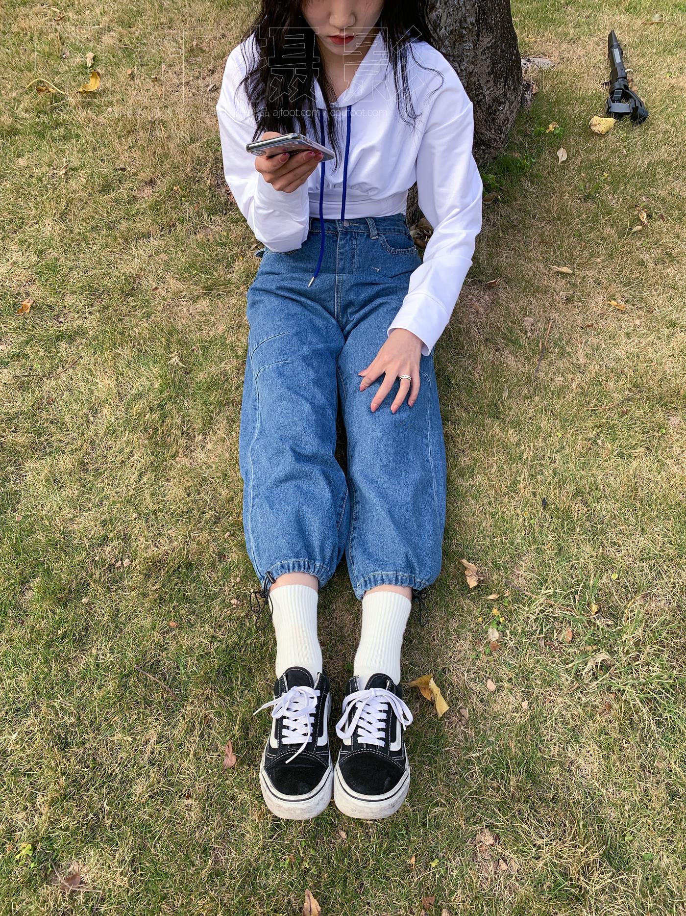 图片[30]-[见新摄影]NO.048 -VANA帆布鞋 牛仔裤 小可 [364P] – 速更版-美库