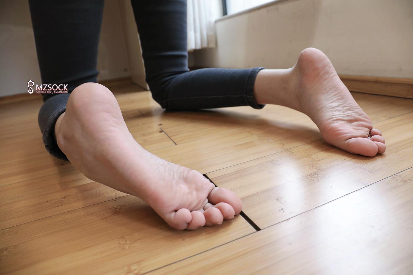 图片[41]-[MZSOCK]爱美足 NO.203 安妮[61P] – 速更版-美库