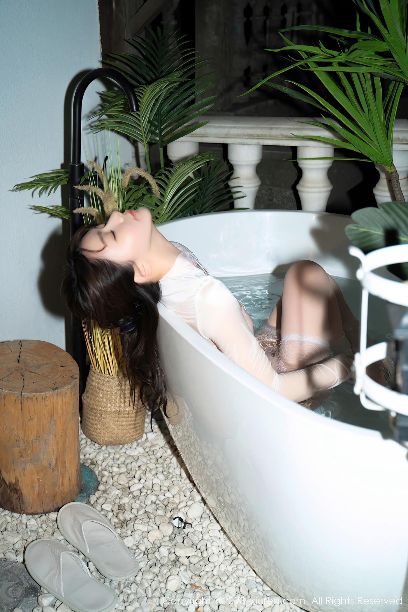 图片[43]-[Xiuren秀人网]2023.03.29 NO.6489 婠婠么[44+1P] – 速更版-美库