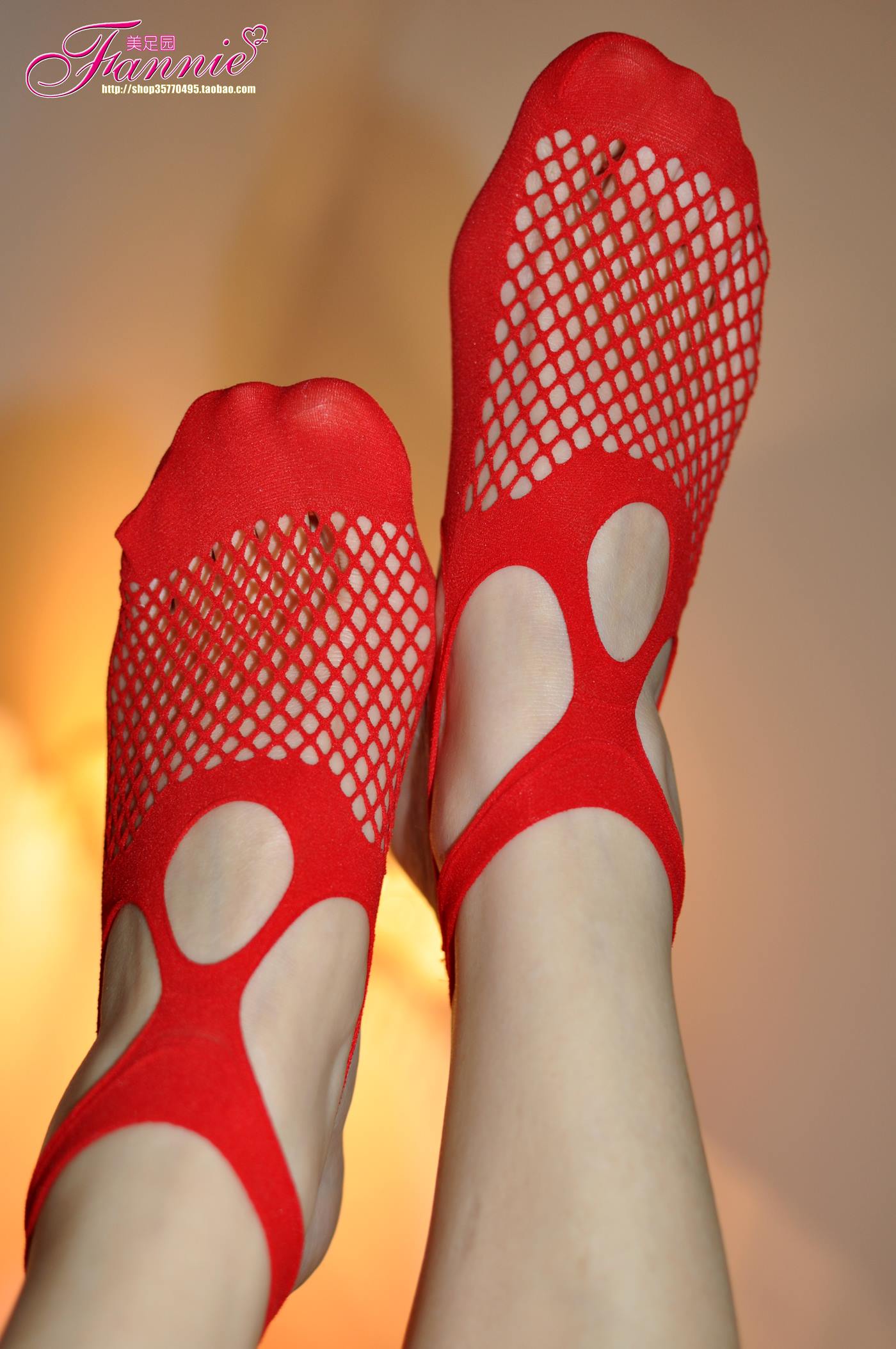 图片[13]-Fannie芬妮美足园 No.020 暗香（大红船袜）[84P] – 速更版-美库