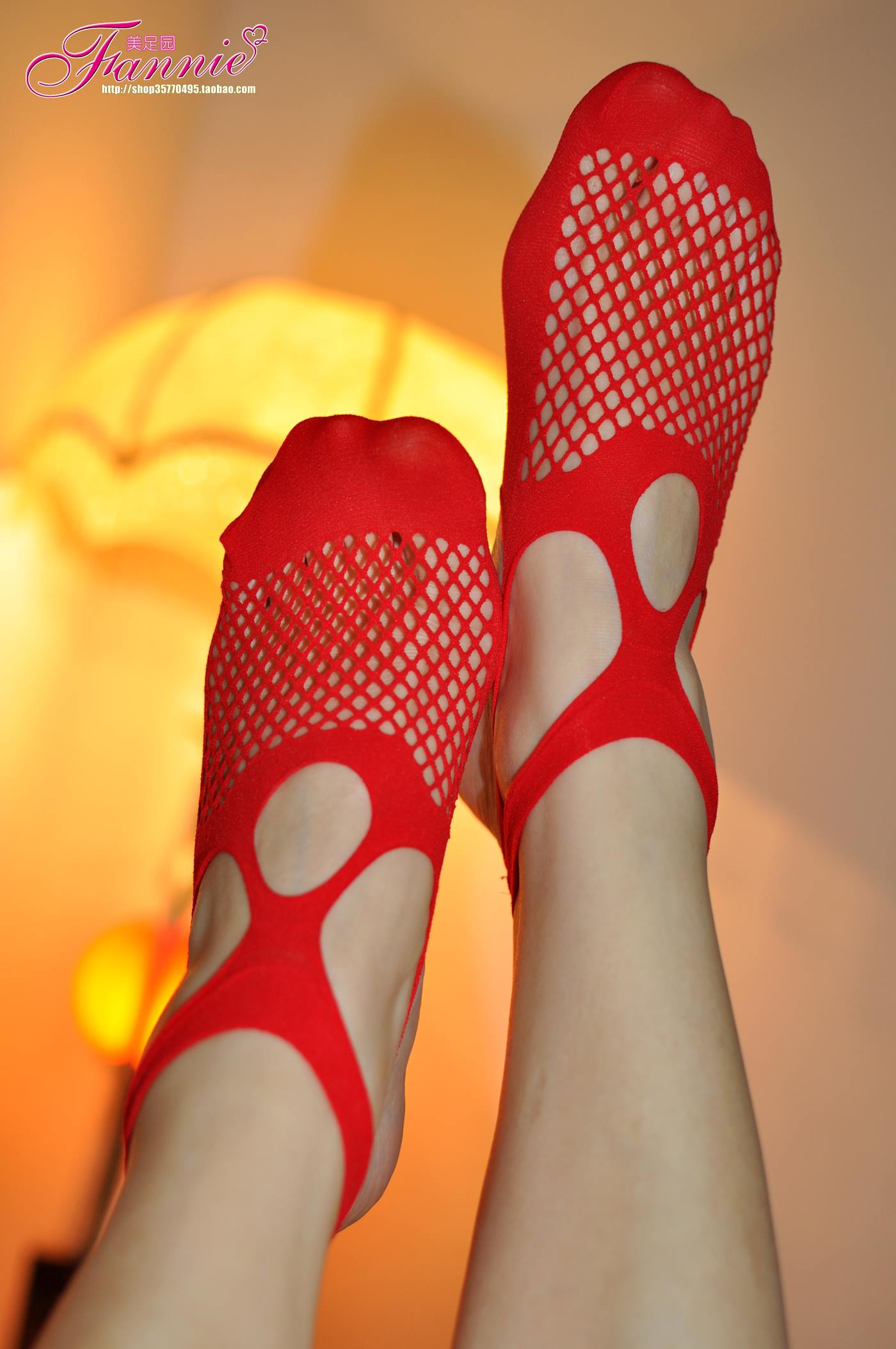 图片[14]-Fannie芬妮美足园 No.020 暗香（大红船袜）[84P] – 速更版-美库