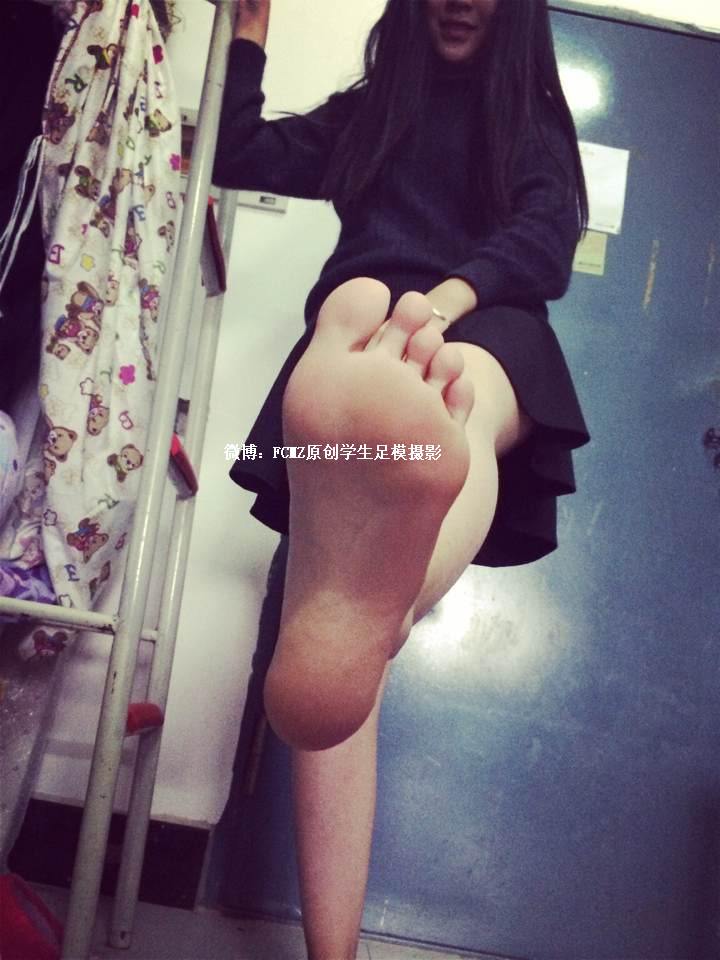 图片[90]-FCMZ原创学生足模摄影 No.006 草莓 [200P] – 速更版-美库