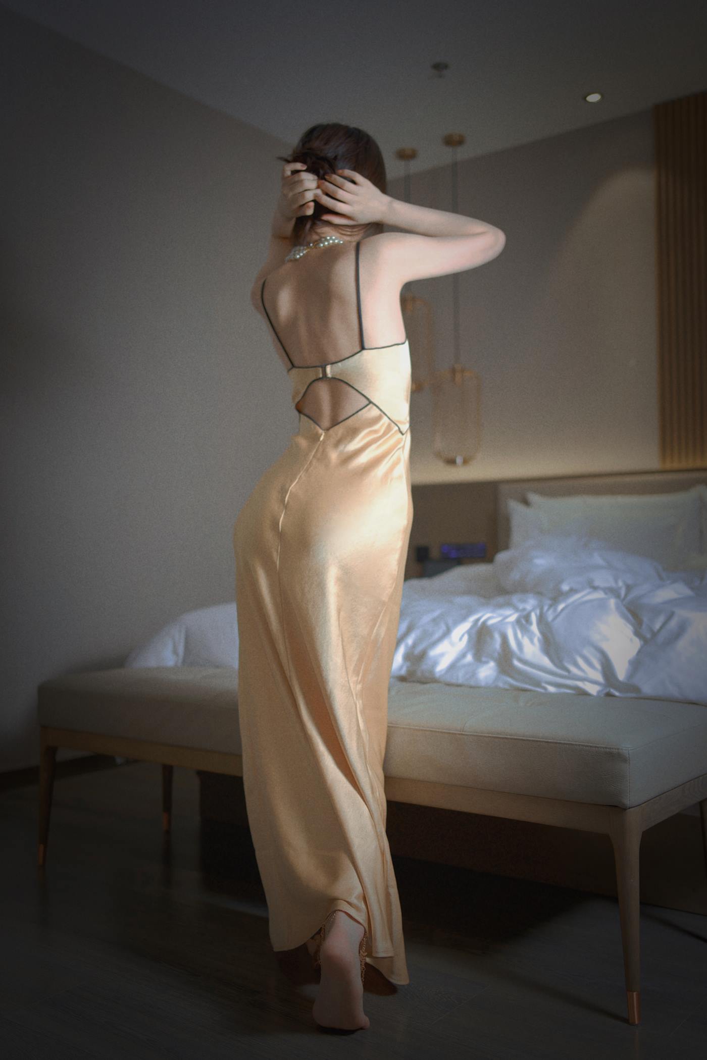 图片[17]-禅院熏 – 金色礼服 jio链 [24P] – 速更版-美库