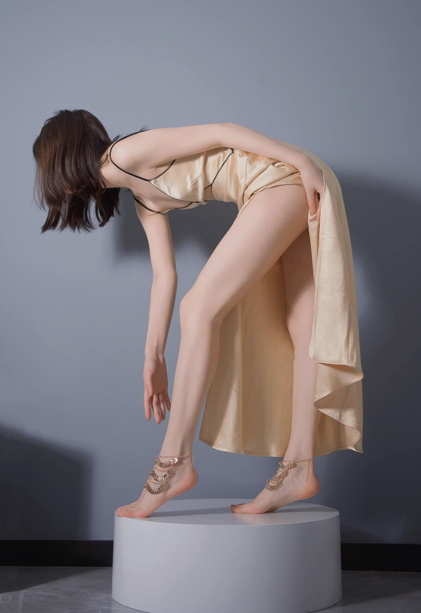 图片[22]-禅院熏 – 金色礼服 jio链 [24P] – 速更版-美库