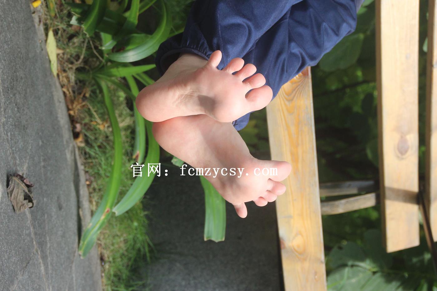 图片[11]-FCMZ原创学生足模摄影 No.009 初初 [156P] – 速更版-美库