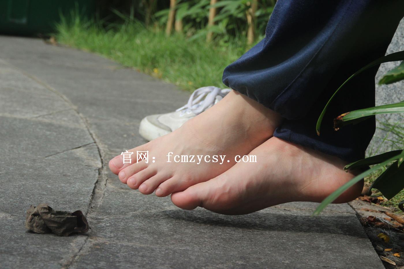 图片[29]-FCMZ原创学生足模摄影 No.009 初初 [156P] – 速更版-美库