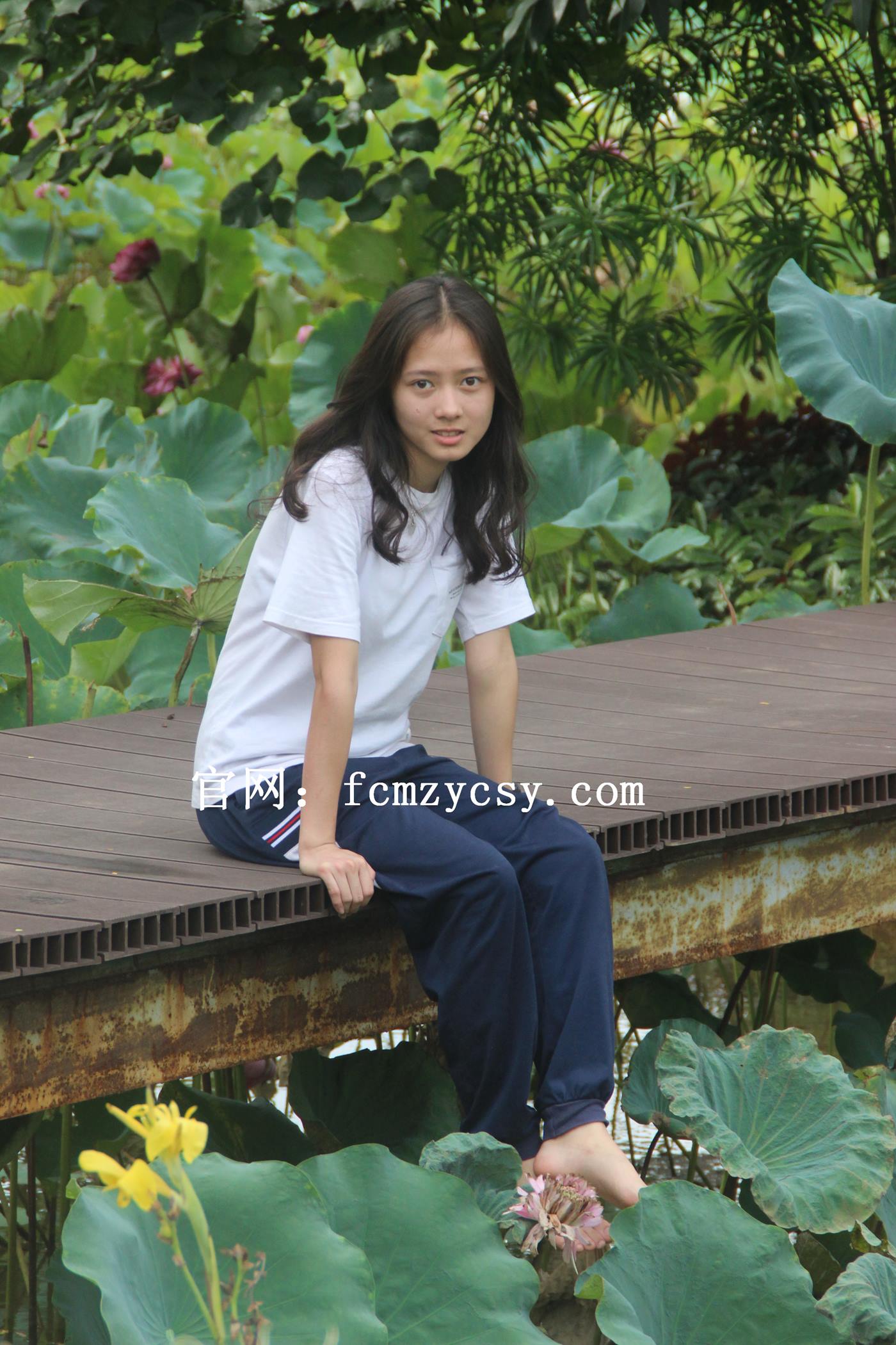 图片[35]-FCMZ原创学生足模摄影 No.009 初初 [156P] – 速更版-美库