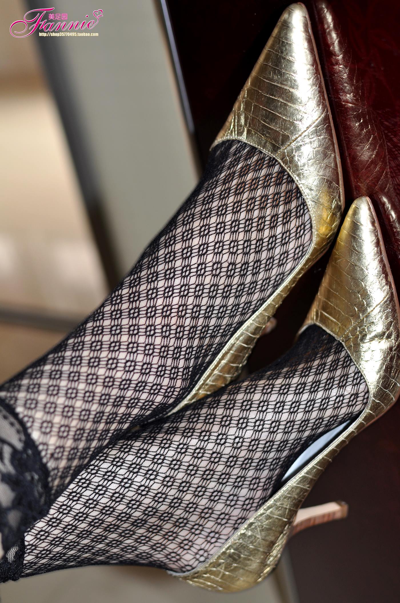 图片[15]-Fannie芬妮每足园 No.023 暗香（金色船袜黑网丝）[69P] – 速更版-美库