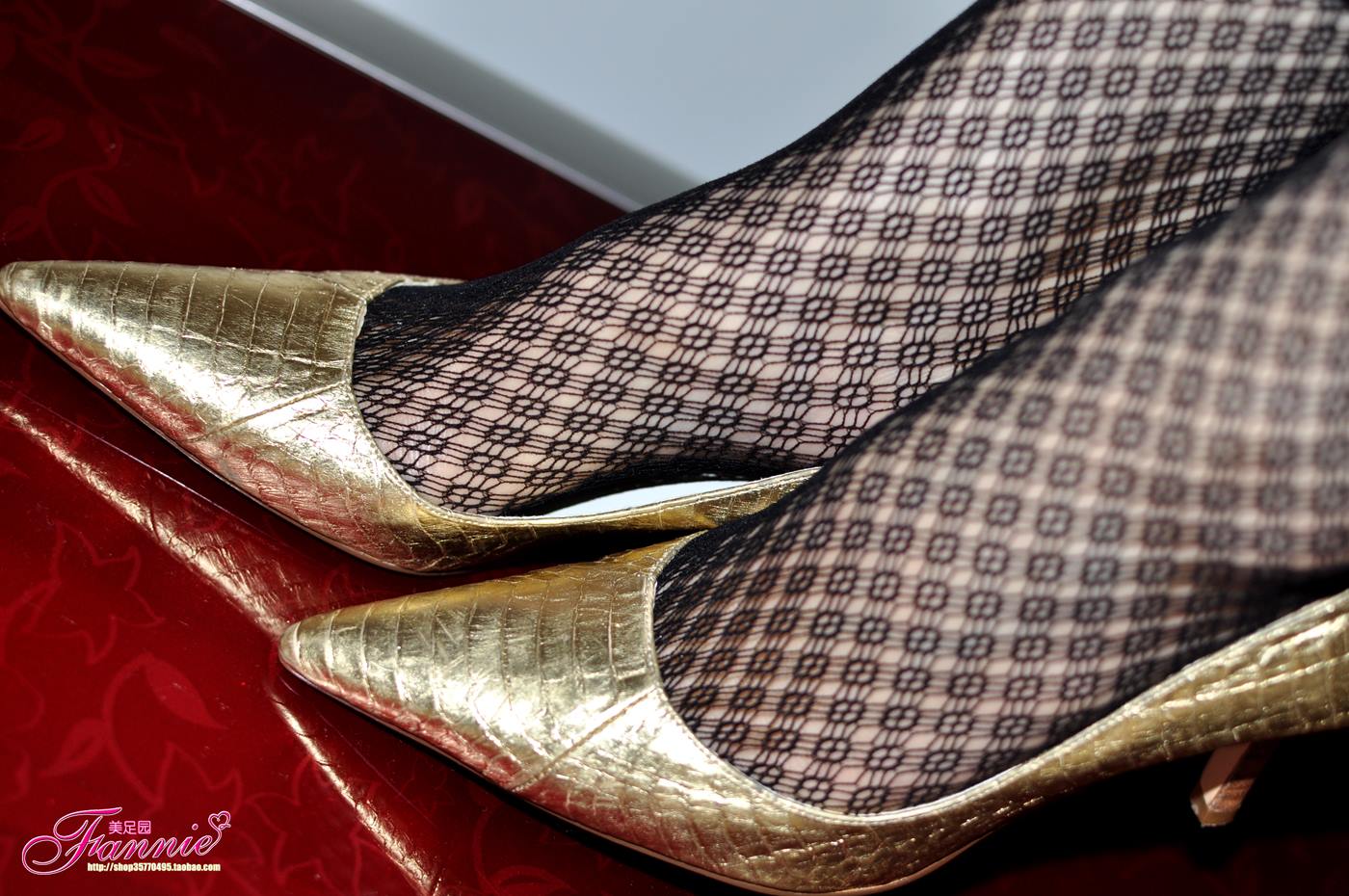 图片[18]-Fannie芬妮每足园 No.023 暗香（金色船袜黑网丝）[69P] – 速更版-美库