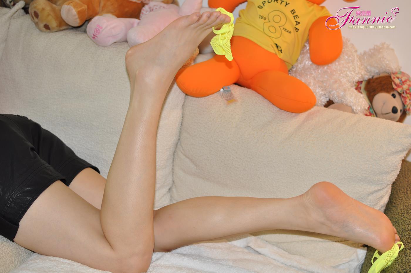 图片[42]-Fannie芬妮每足园 No.022 暗香（船袜黄色）[72P] – 速更版-美库