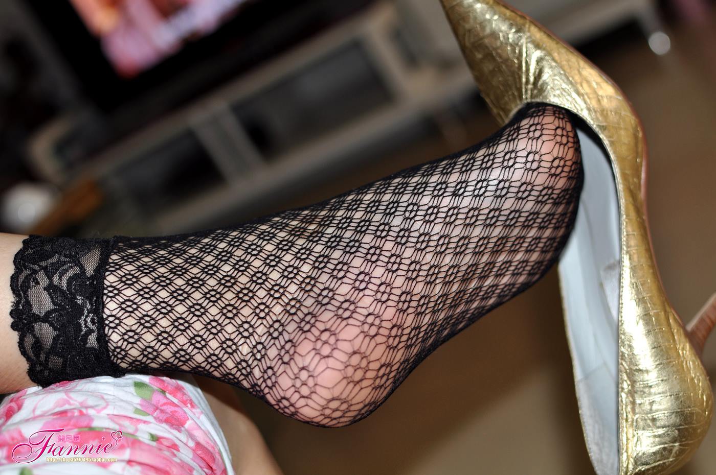 图片[27]-Fannie芬妮每足园 No.023 暗香（金色船袜黑网丝）[69P] – 速更版-美库