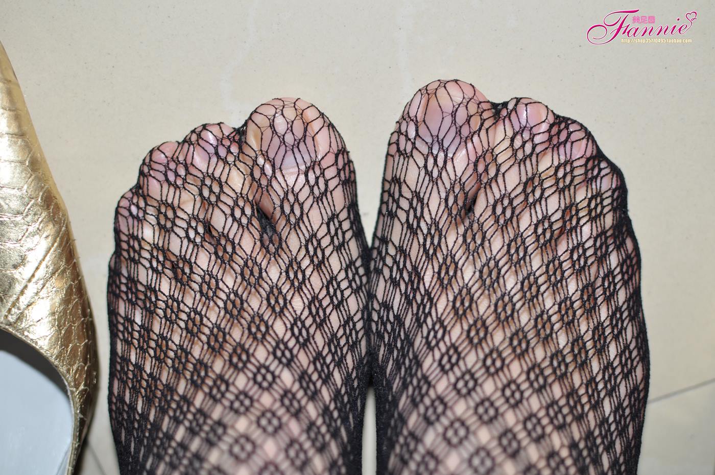 图片[38]-Fannie芬妮每足园 No.023 暗香（金色船袜黑网丝）[69P] – 速更版-美库