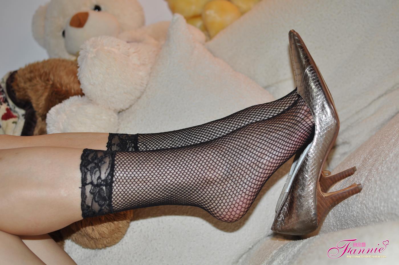 图片[29]-Fannie芬妮每足园 No.025 暗香（银色船袜黑丝网）[76P] – 速更版-美库