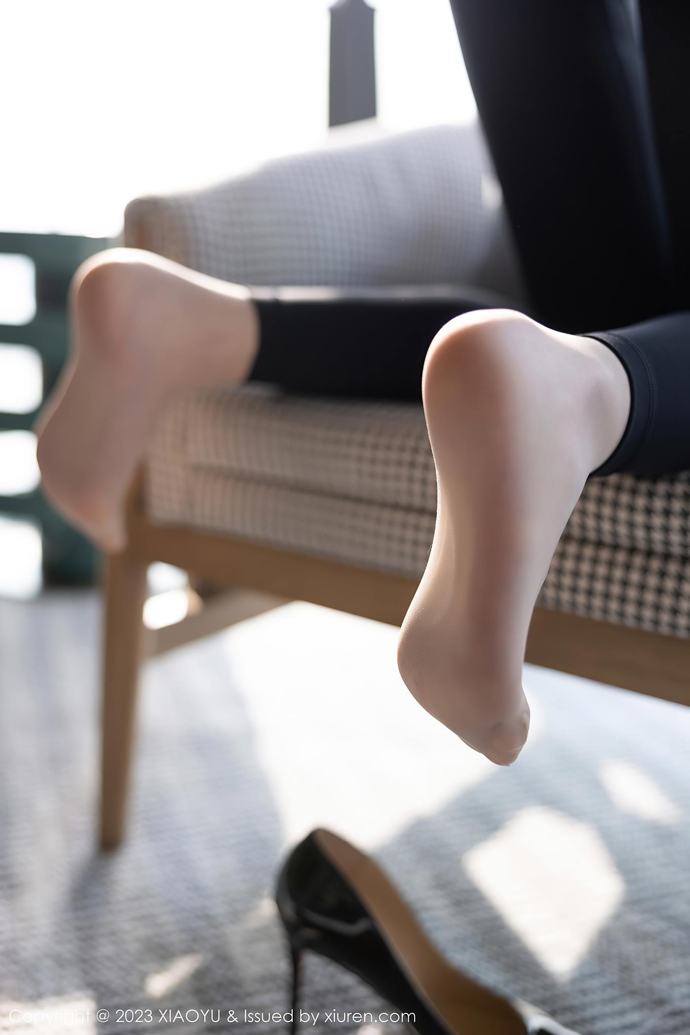 图片[43]-[XIAOYU语画界] 2023.04.13 VOL.1006 奶瓶. 美腿清纯[51P] – 速更版-美库