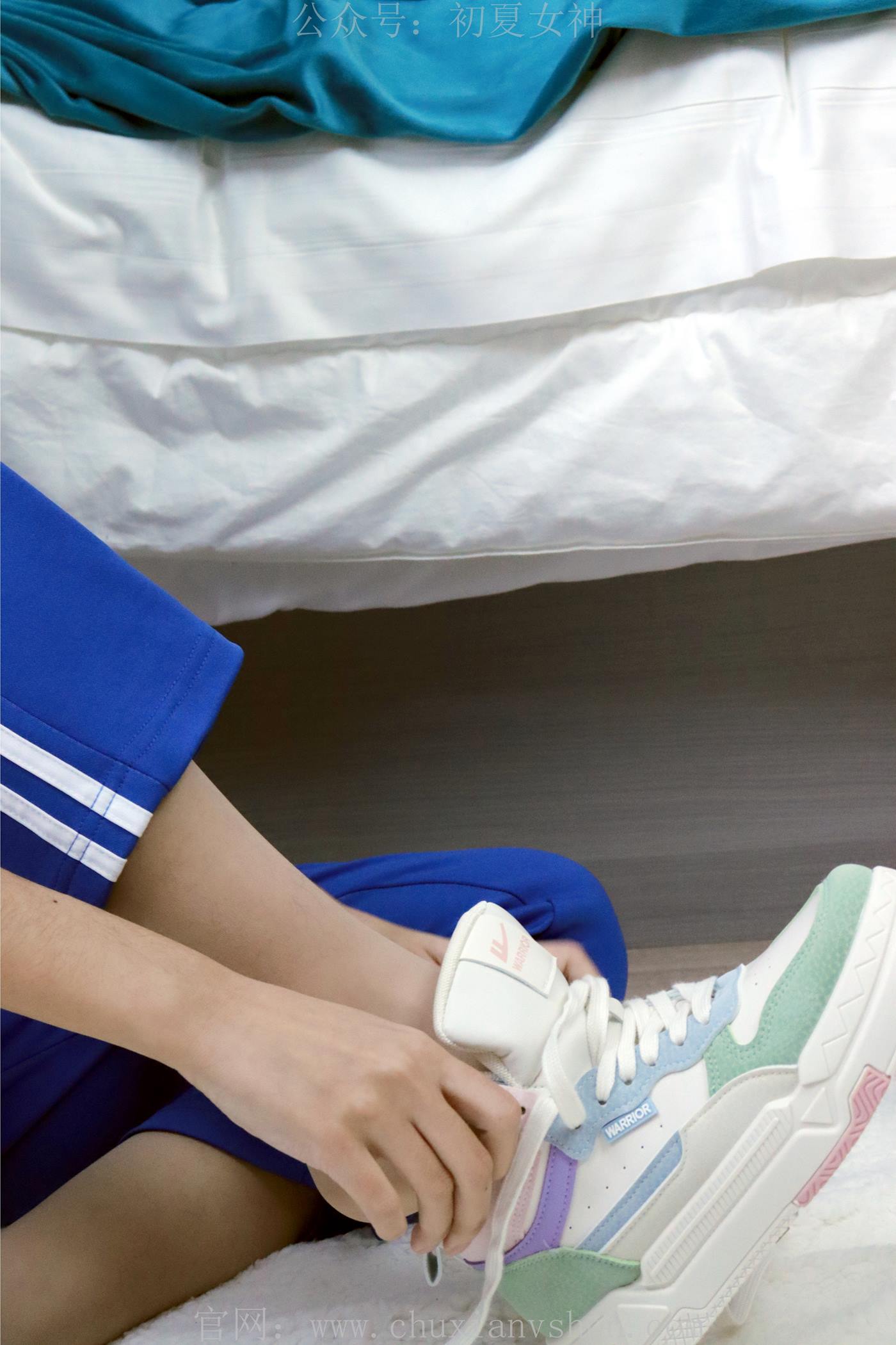 图片[18]-初夏女神 NO.001 依依 校服搭配37码运动鞋拍摄[123P] – 速更版-美库
