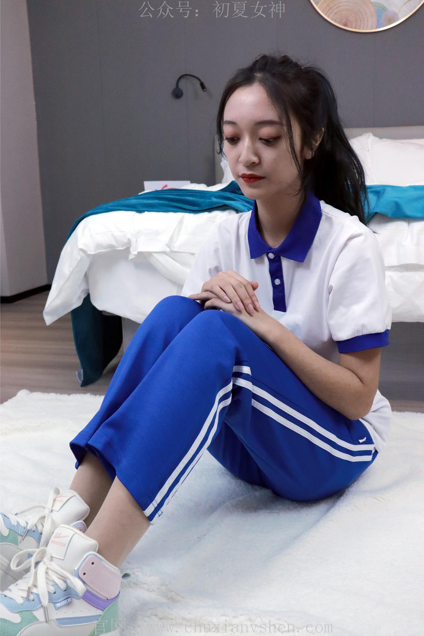 图片[29]-初夏女神 NO.001 依依 校服搭配37码运动鞋拍摄[123P] – 速更版-美库