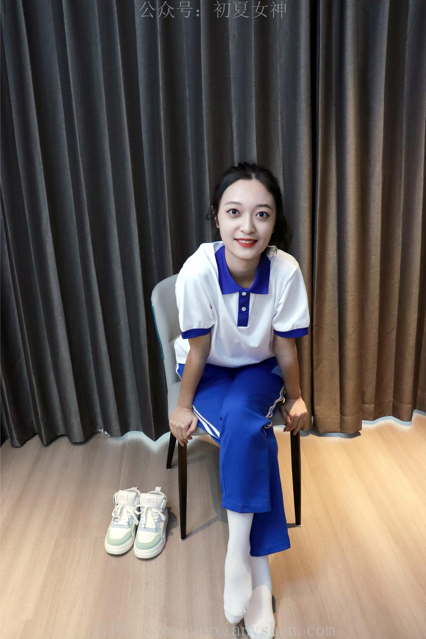 图片[65]-初夏女神 NO.001 依依 校服搭配37码运动鞋拍摄[123P] – 速更版-美库