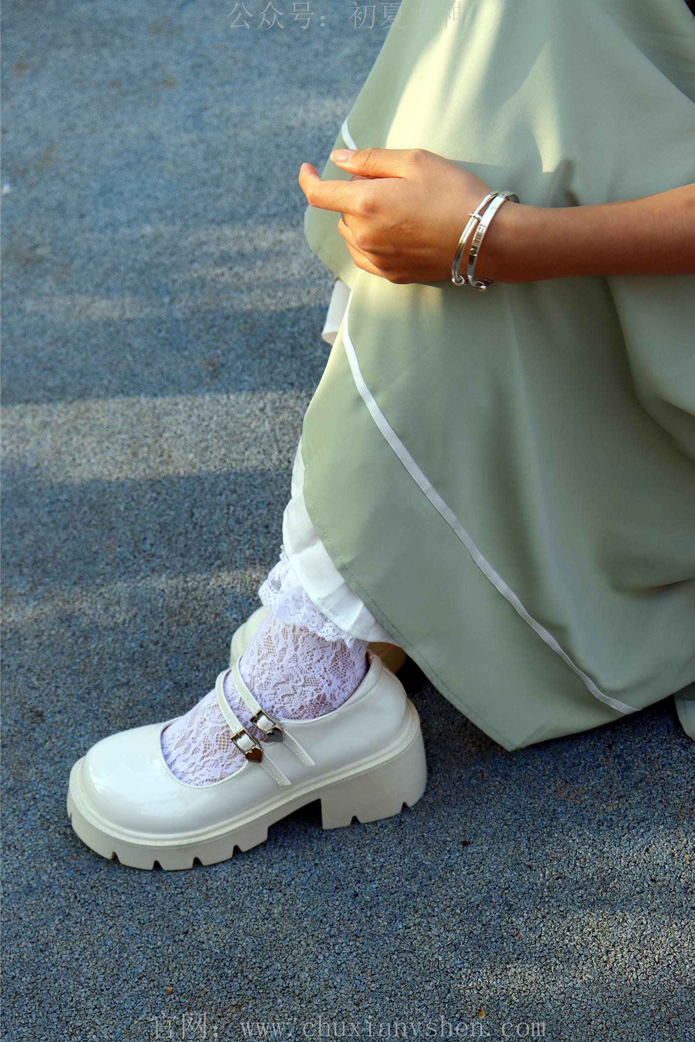 图片[34]-初夏女神 NO.002 雪糕 法式复古连衣裙搭36码白皮鞋[99P] – 速更版-美库