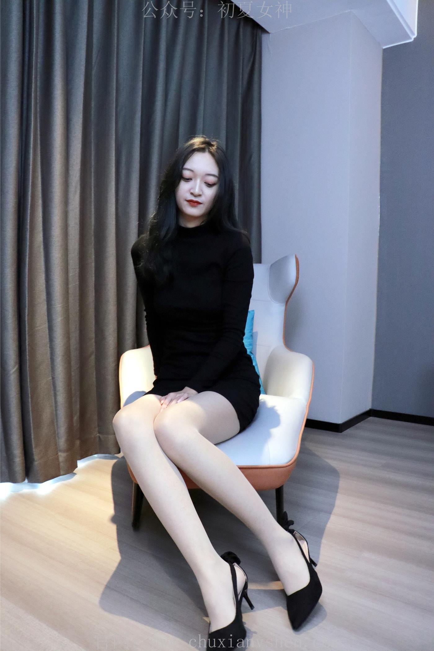 图片[42]-初夏女神 NO.003 依依 黑色瘦身衣搭配37码高跟鞋[108P] – 速更版-美库