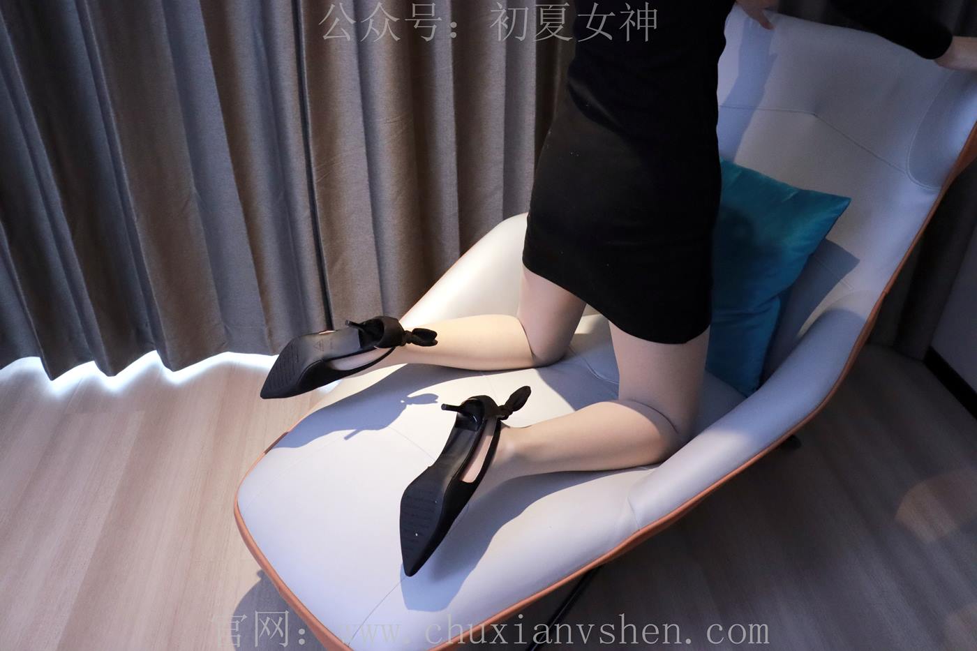 图片[56]-初夏女神 NO.003 依依 黑色瘦身衣搭配37码高跟鞋[108P] – 速更版-美库