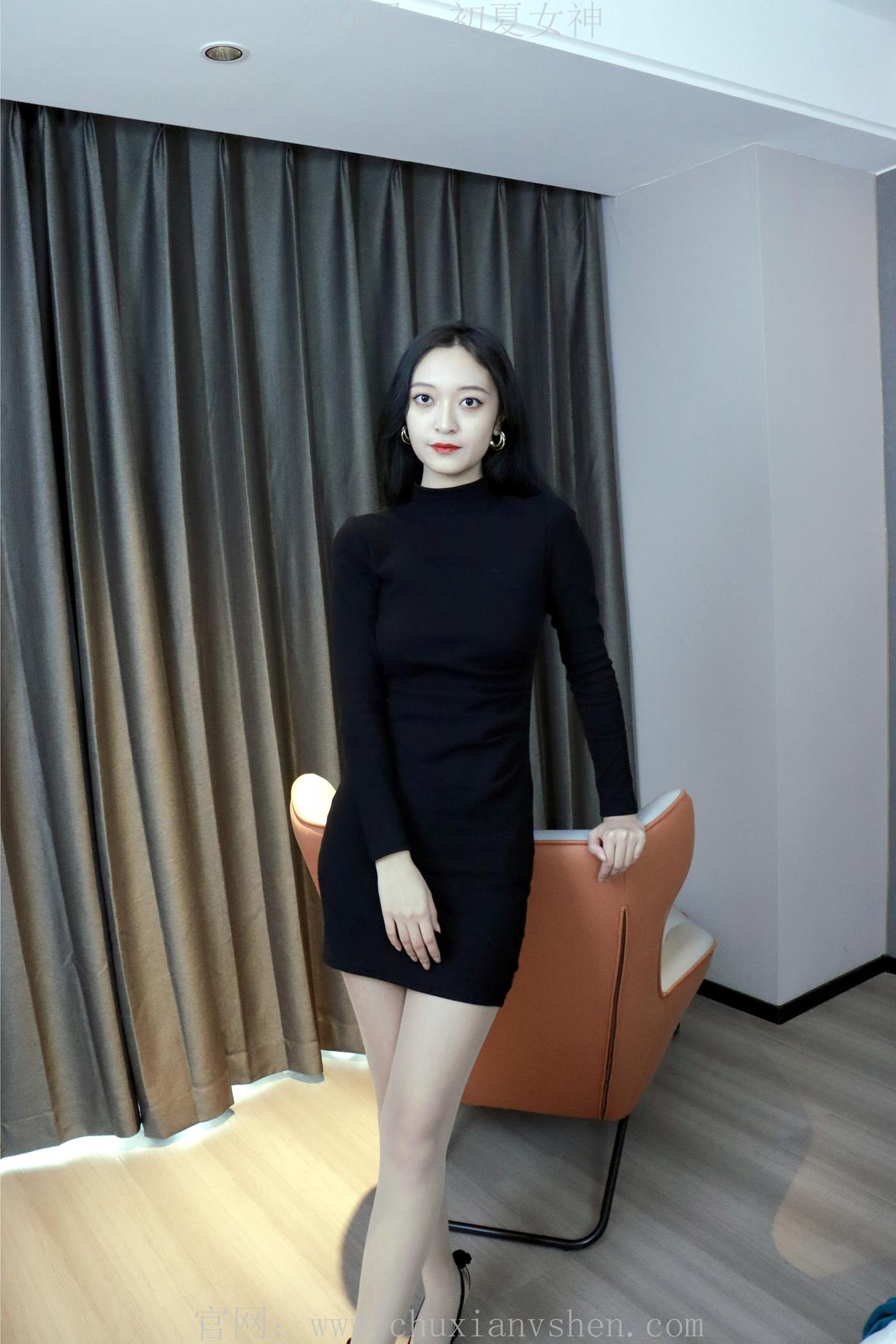 图片[59]-初夏女神 NO.003 依依 黑色瘦身衣搭配37码高跟鞋[108P] – 速更版-美库