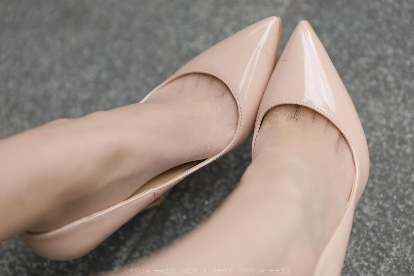 图片[84]-[IESS异思趣向] 2022.10.19 丝享家1242：团团《阳光下的长腿》[85P] – 速更版-美库