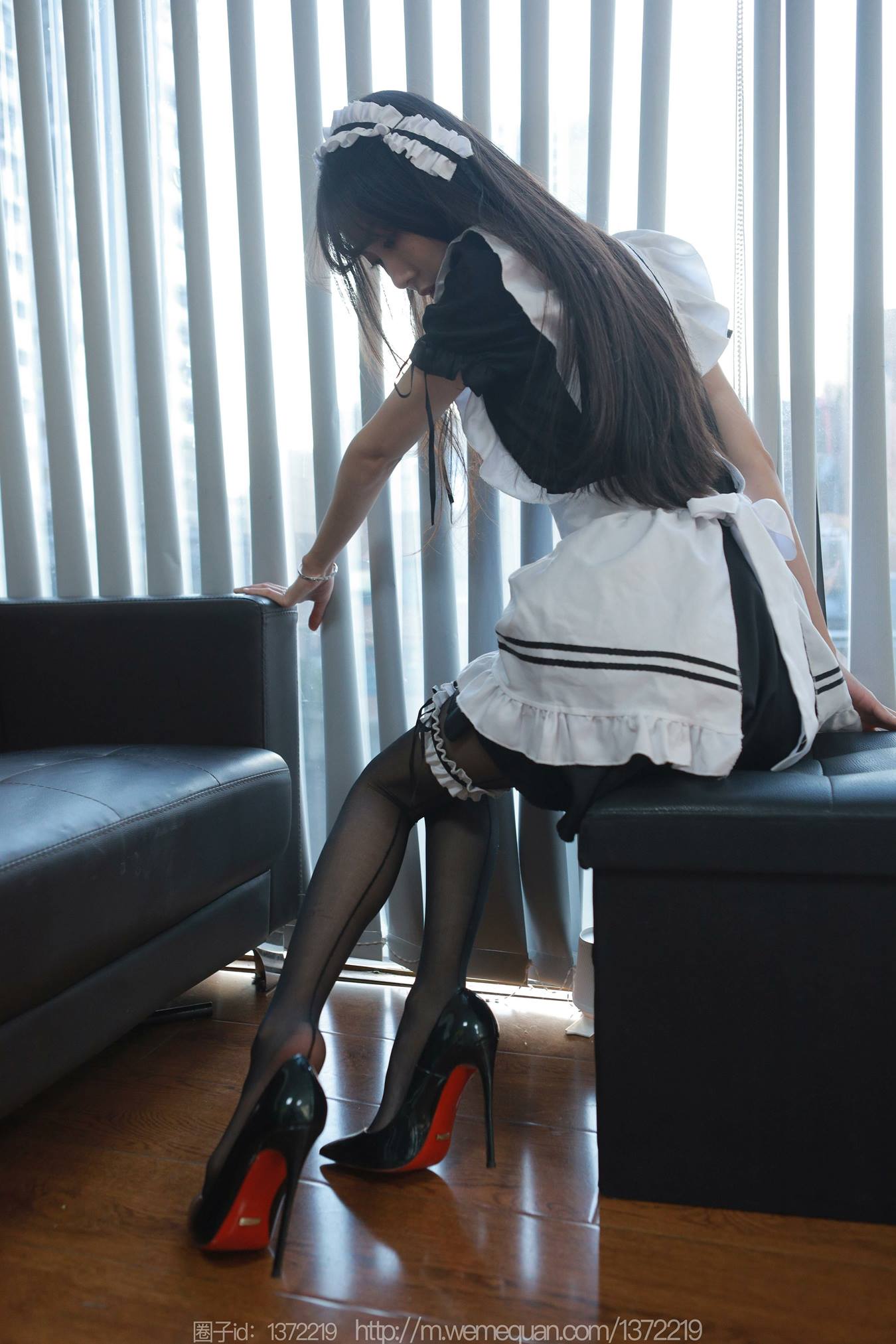 图片[38]-[IESS异思趣向] 耽丝 230105团团 [87P] – 速更版-美库