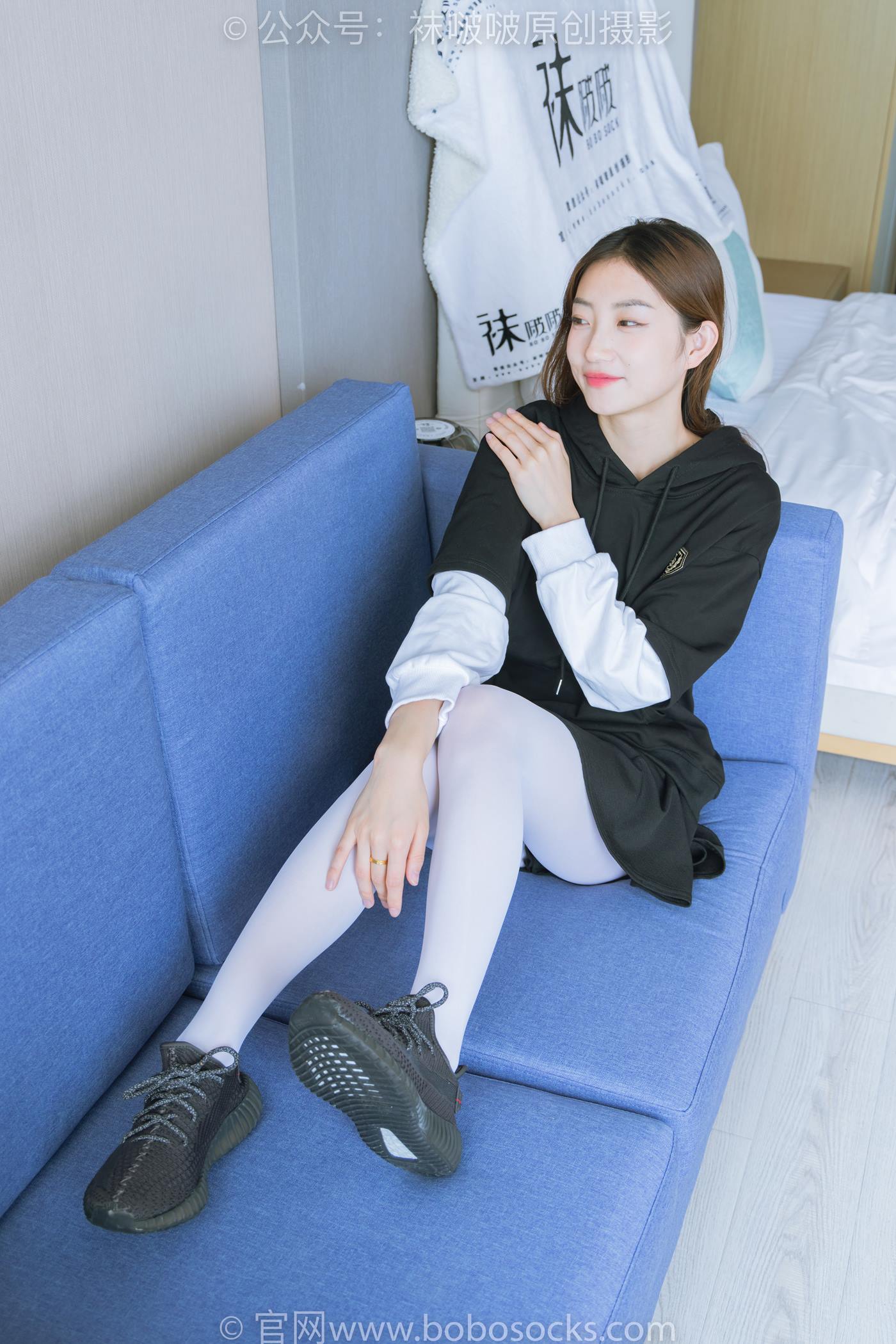 图片[35]-[BoBoSocks袜啵啵]NO.214 小沫-黑色运动鞋、厚白丝[142P] – 速更版-美库