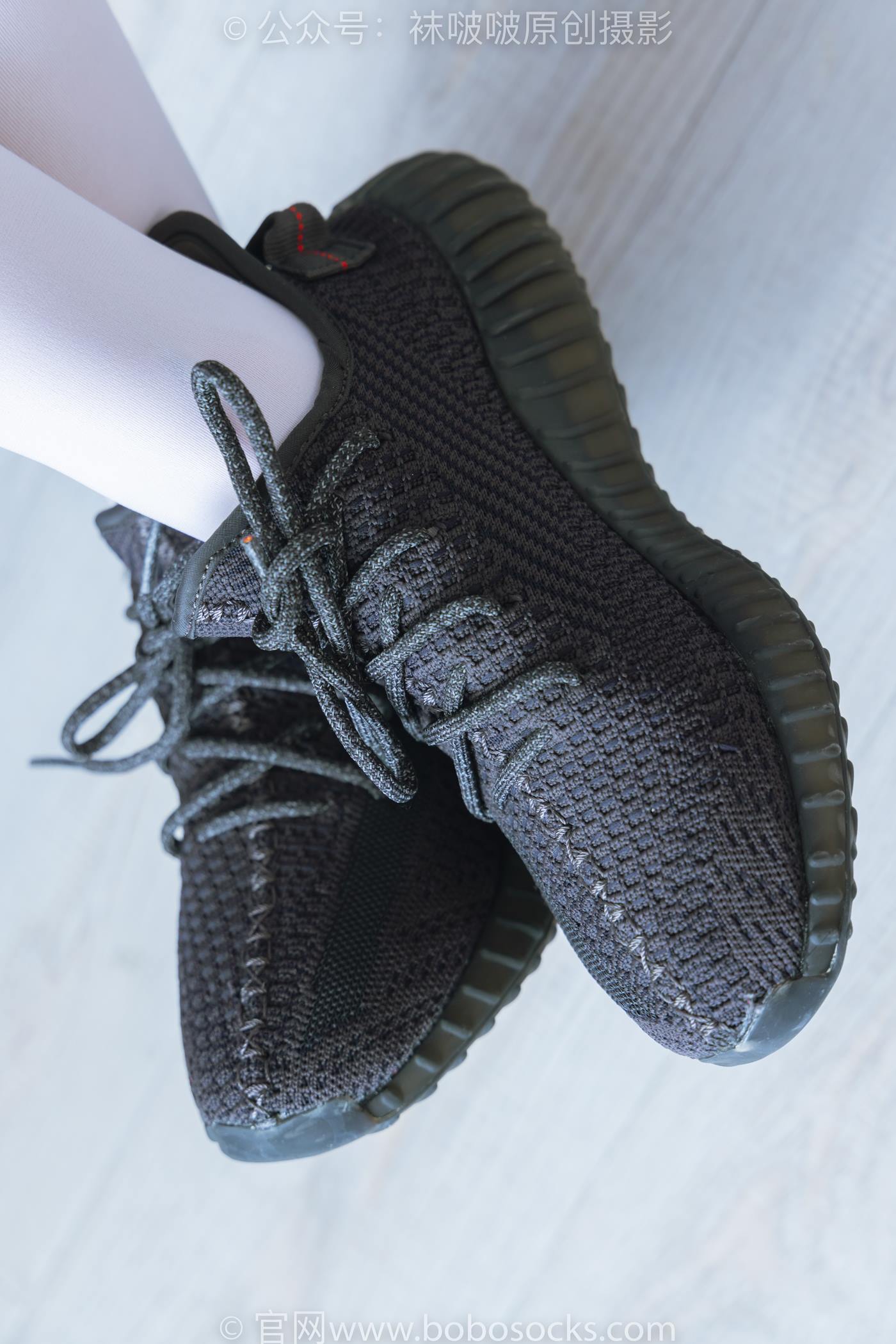 图片[44]-[BoBoSocks袜啵啵]NO.214 小沫-黑色运动鞋、厚白丝[142P] – 速更版-美库