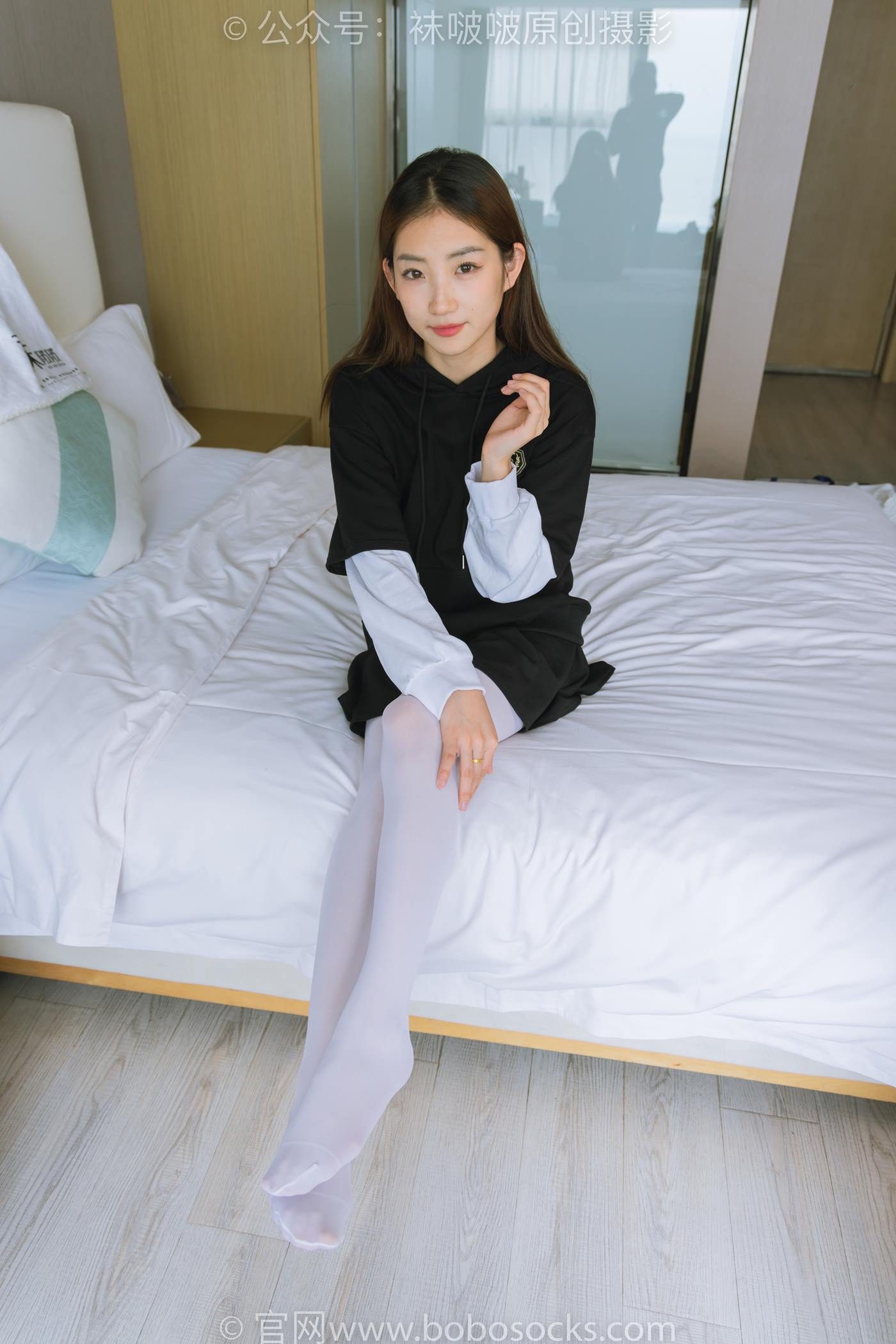 图片[65]-[BoBoSocks袜啵啵]NO.214 小沫-黑色运动鞋、厚白丝[142P] – 速更版-美库