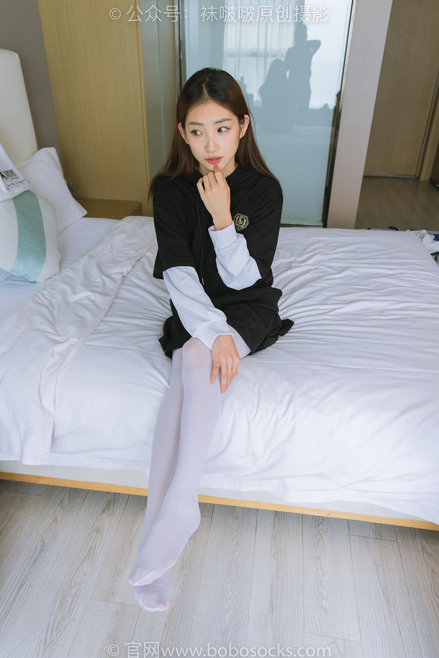 图片[66]-[BoBoSocks袜啵啵]NO.214 小沫-黑色运动鞋、厚白丝[142P] – 速更版-美库