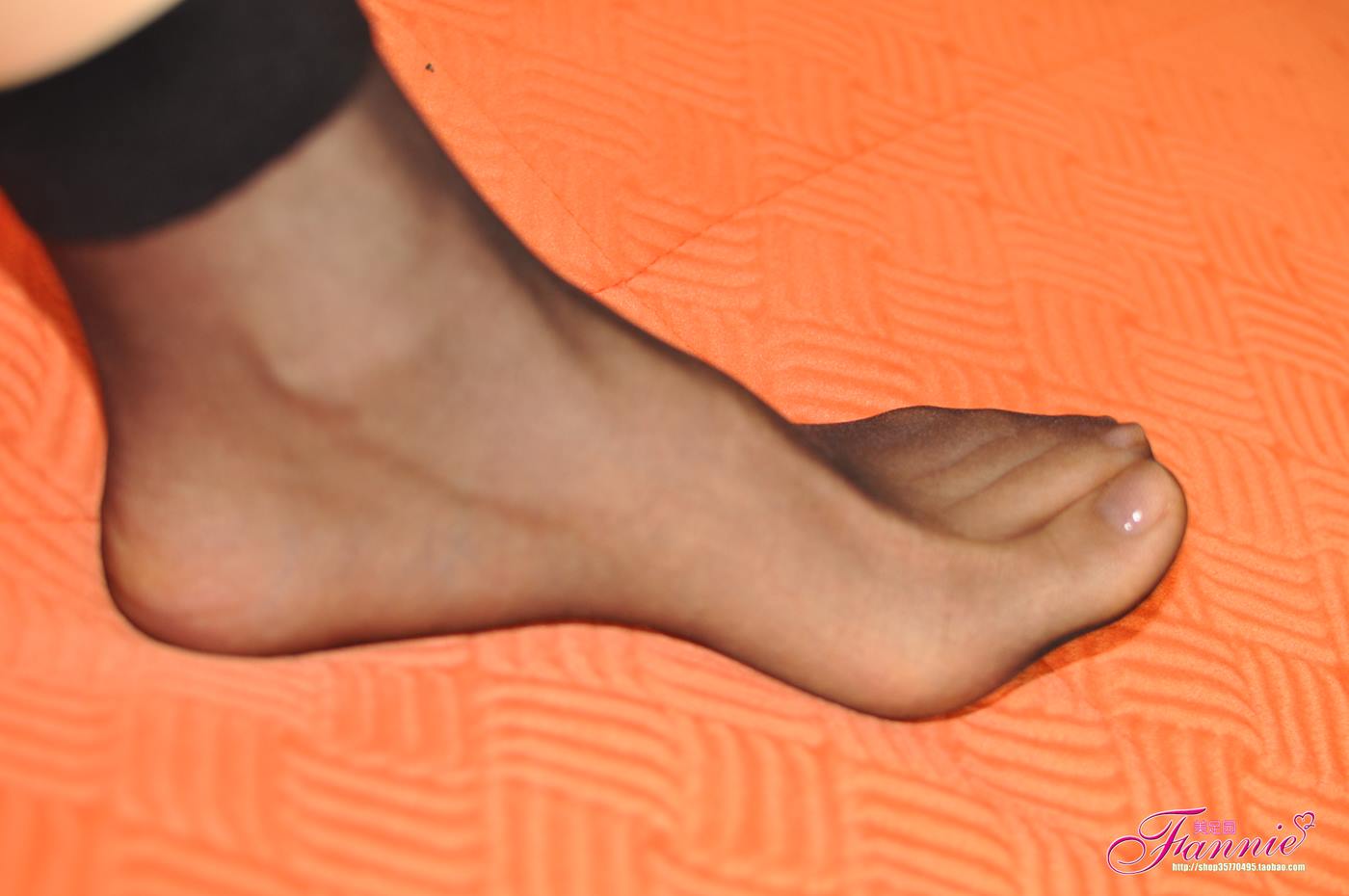 图片[29]-Fannie芬妮每足园 No.029 薄如蝉翼（黑丝）[61P] – 速更版-美库