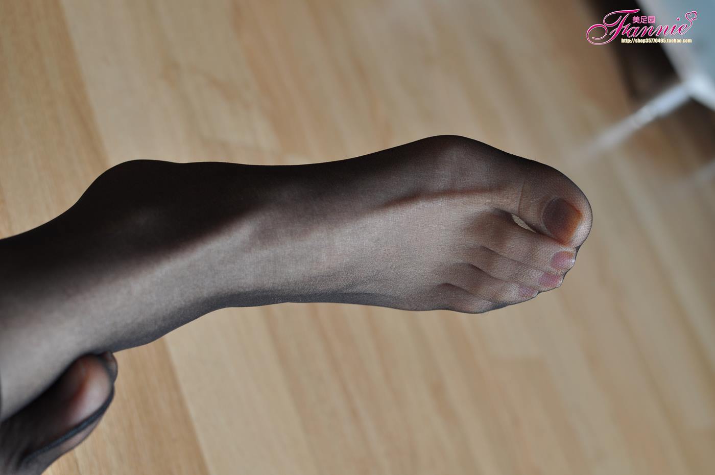 图片[44]-Fannie芬妮每足园 No.029 薄如蝉翼（黑丝）[61P] – 速更版-美库